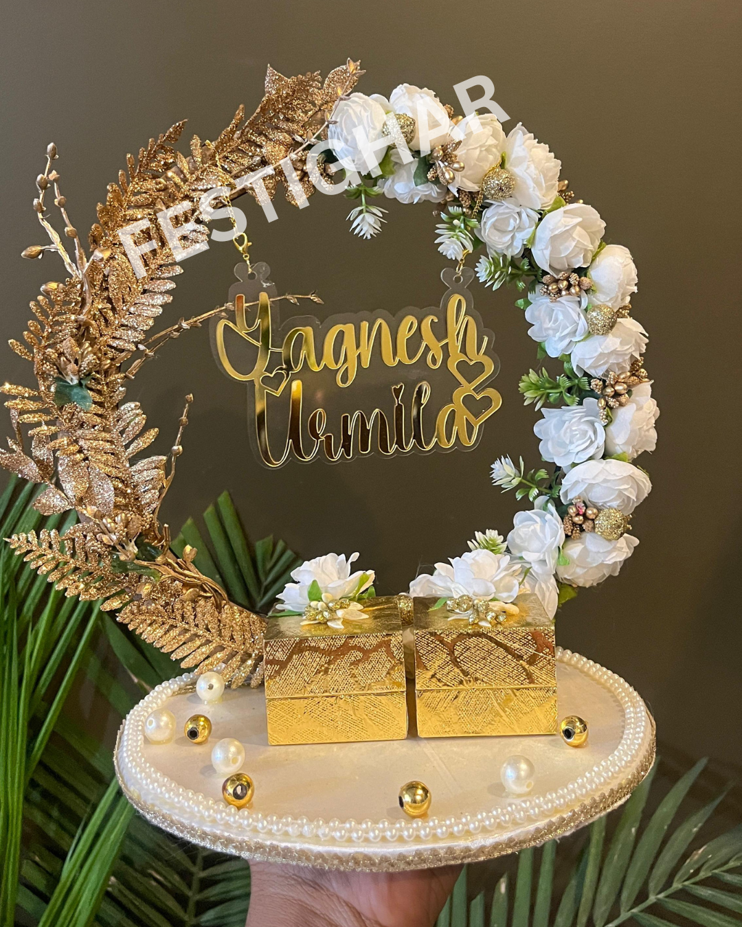 Engagement Platter in Gold and White colour
