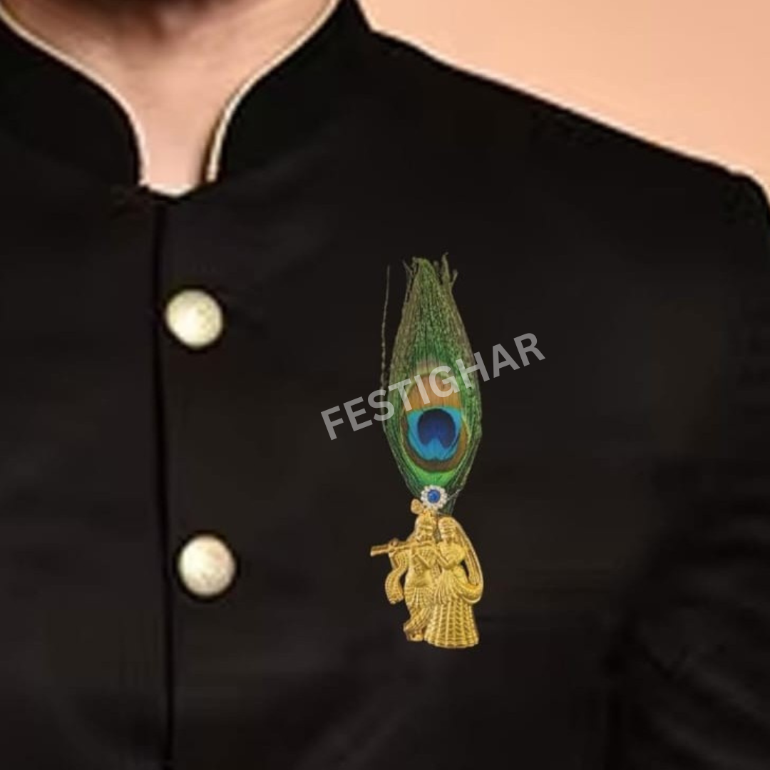 New Radhe Krishna Brooch in Gold