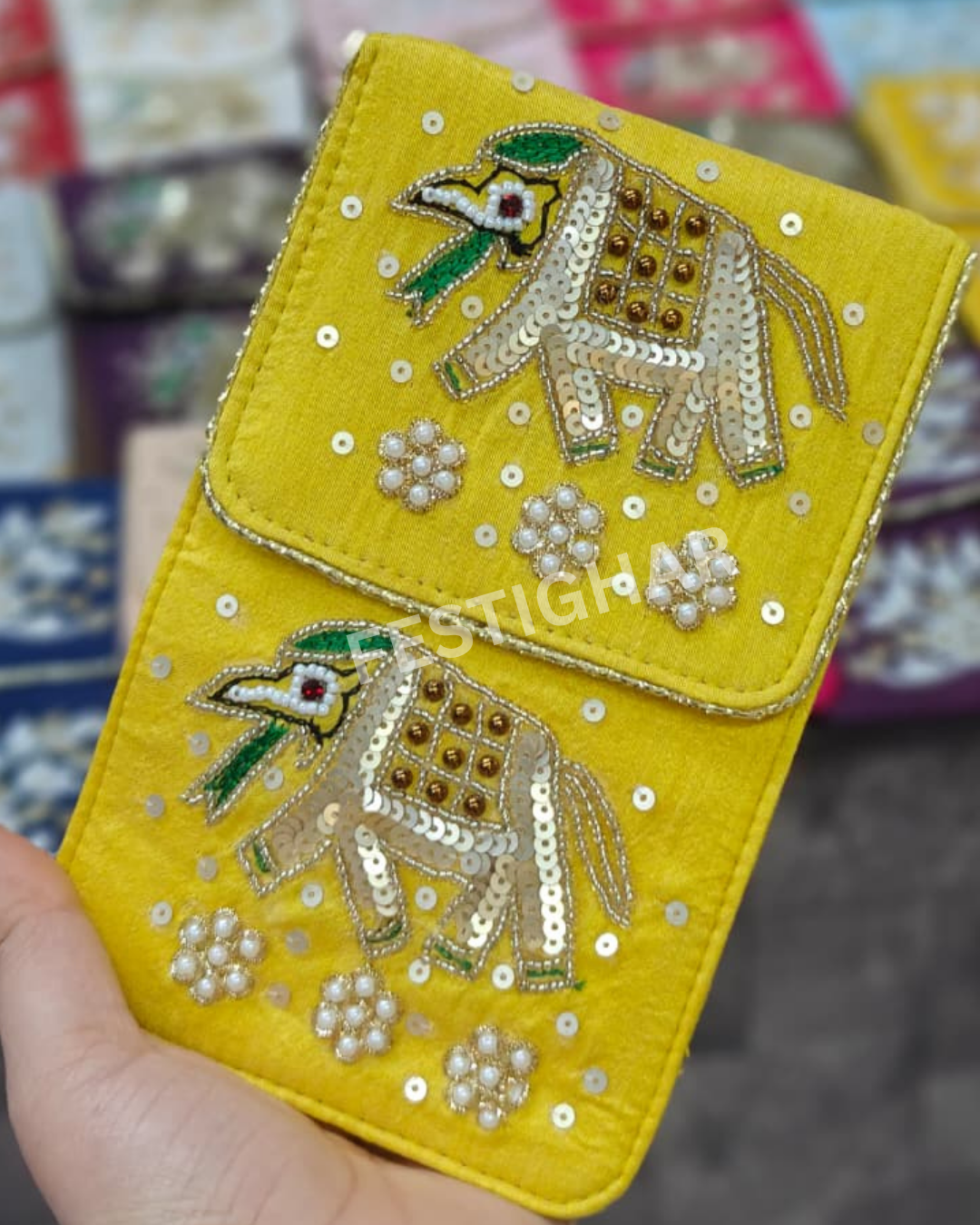 Designer Mobile covers (mixed colours) Return Gifts