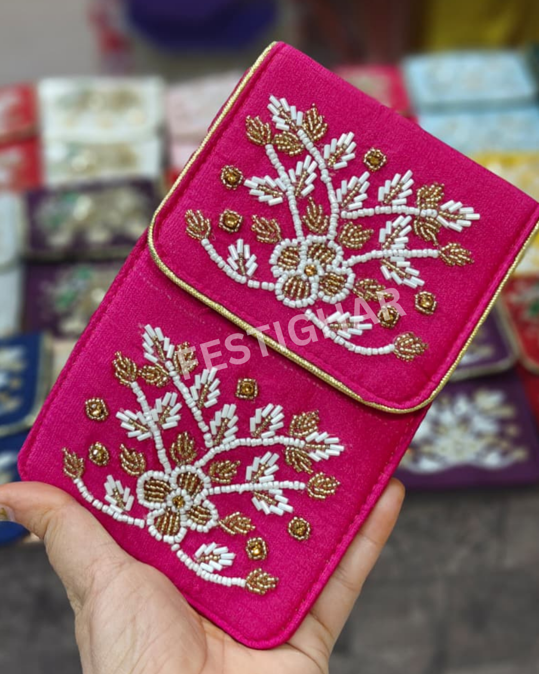 Designer Mobile covers (mixed colours) Return Gifts