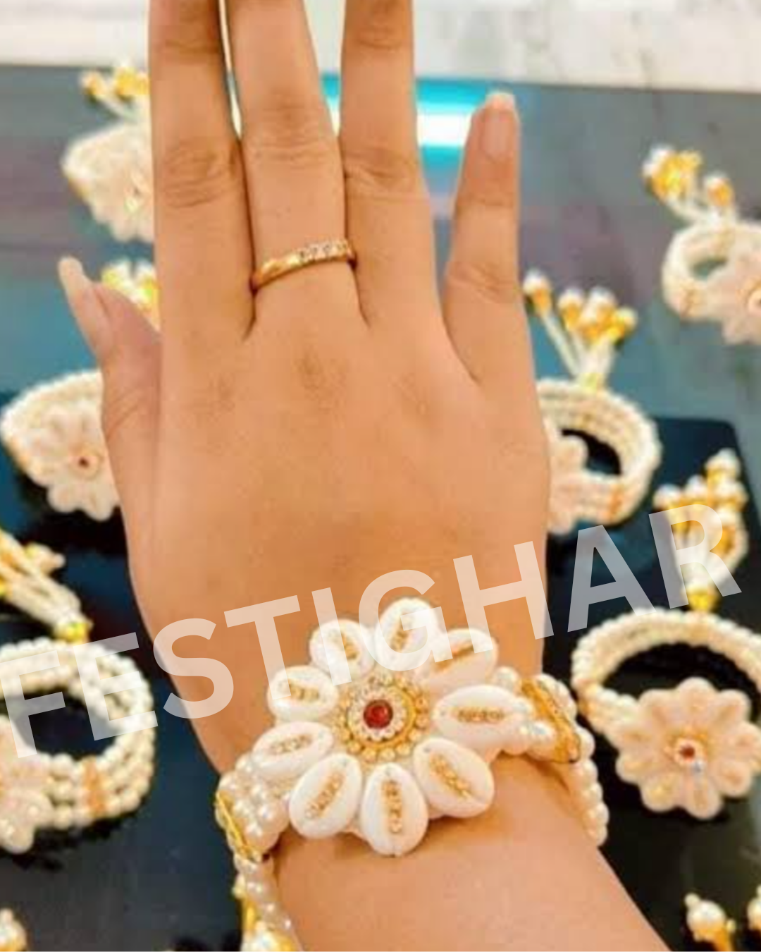 Bracelet in red and white